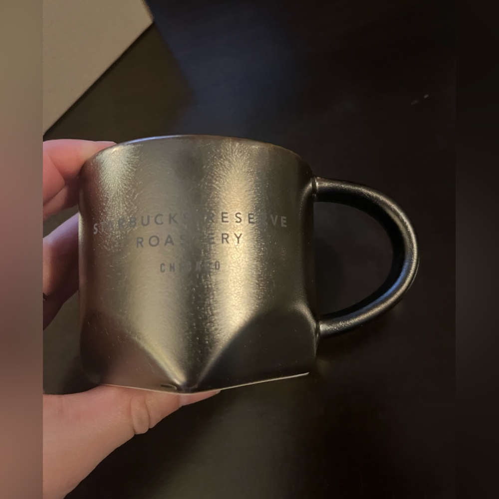 Extremely rare limited Starbucks Reserve & Roastery metallic mug cup 8oz Chicago